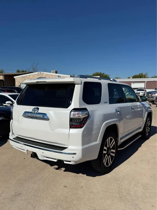 2017 Toyota 4Runner 5th Gen - Image 5 of 20