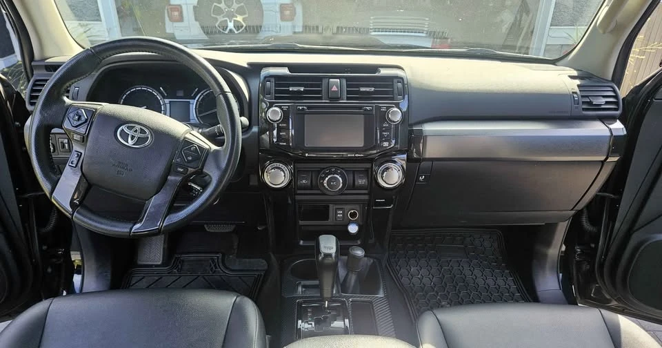 2017 Toyota 4Runner 5th Gen - Image 4 of 18