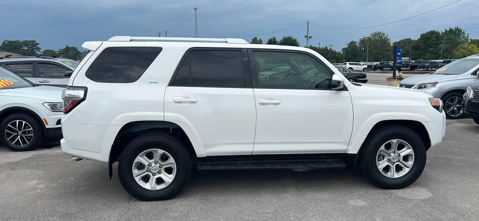 2017 Toyota 4Runner 5th Gen - Image 3 of 6
