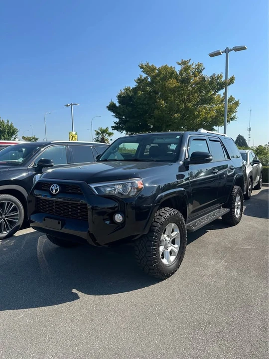2017 Toyota 4Runner 5th Gen - Image 10 of 17