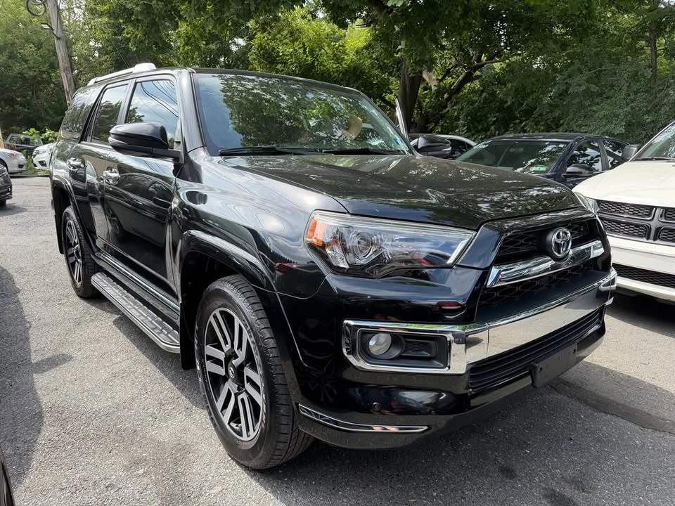 2017 Toyota 4Runner 5th Gen - Image 6 of 17