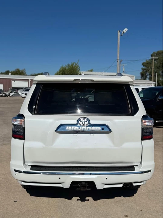 2017 Toyota 4Runner 5th Gen - Image 4 of 20