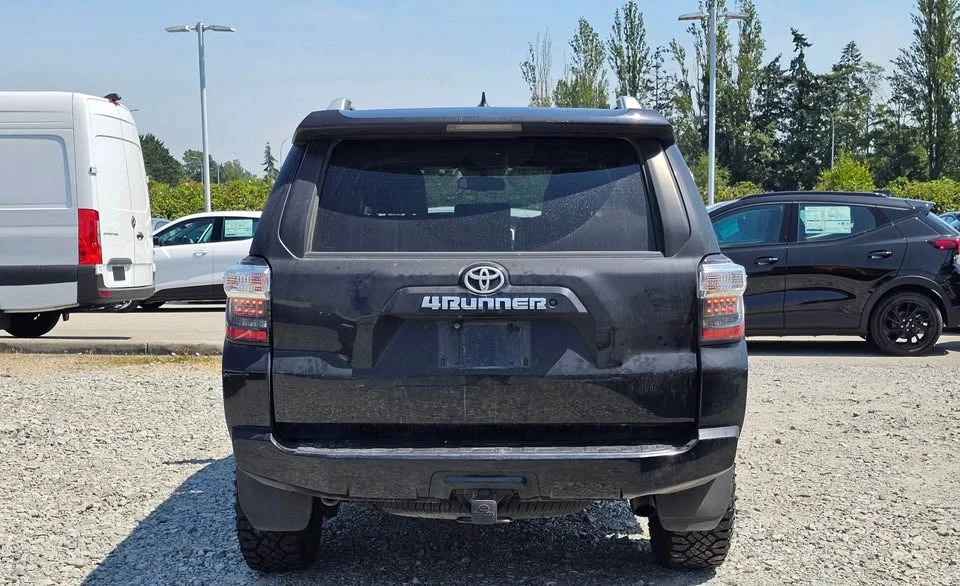 2017 Toyota 4Runner 5th Gen - Image 4 of 6