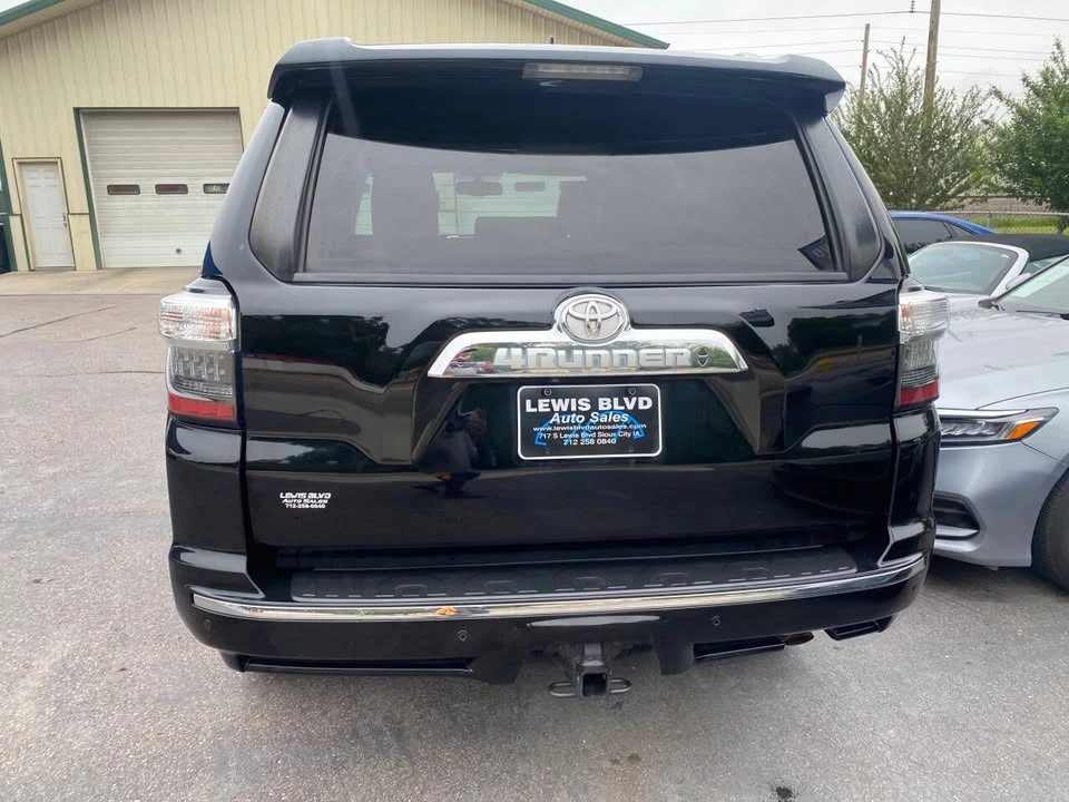 2017 Toyota 4Runner 5th Gen - Image 7 of 20