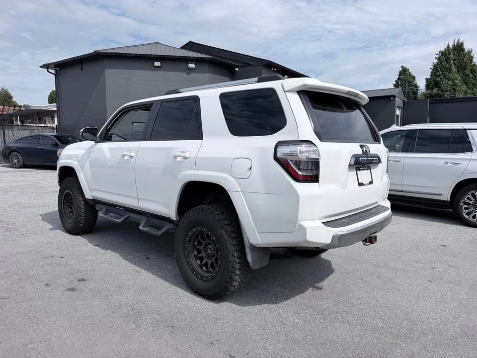2017 Toyota 4Runner 5th Gen - Image 7 of 19