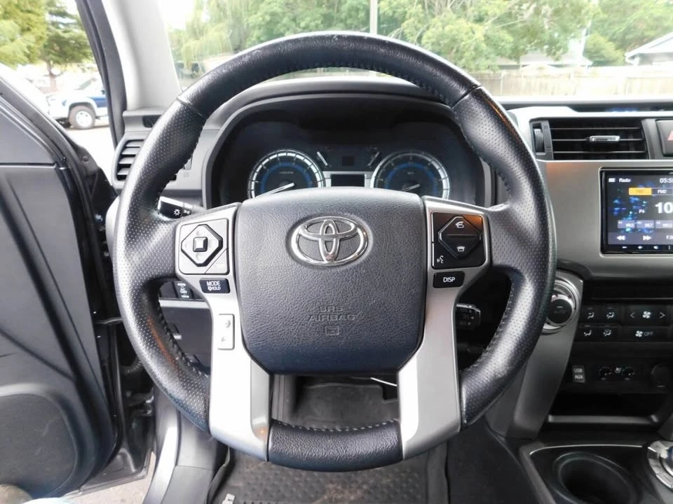 2017 Toyota 4Runner 5th Gen - Image 10 of 20