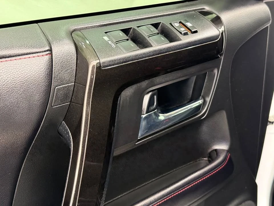 2017 Toyota 4Runner 5th Gen - Image 15 of 20