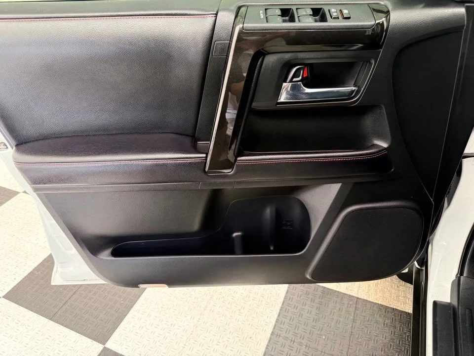 2017 Toyota 4Runner 5th Gen - Image 14 of 20