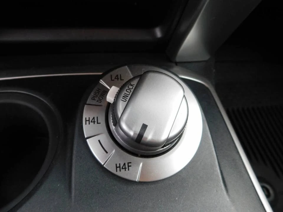 2017 Toyota 4Runner 5th Gen - Image 17 of 20