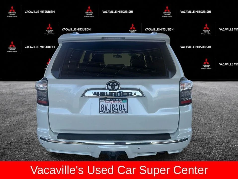 2017 Toyota 4Runner 5th Gen - Image 4 of 10