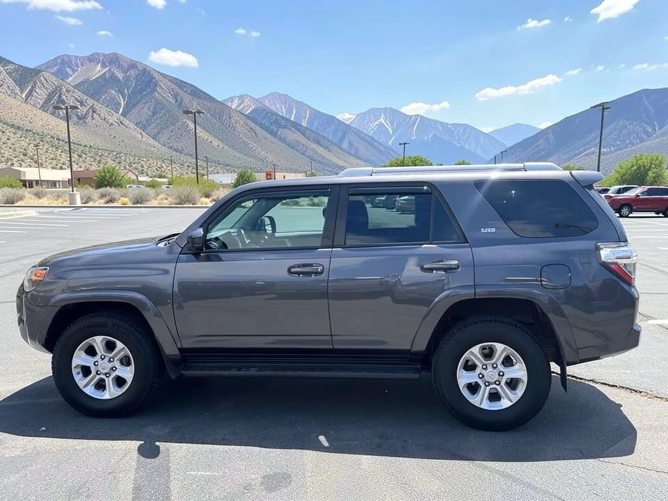 2017 Toyota 4Runner 5th Gen - Image 2 of 15