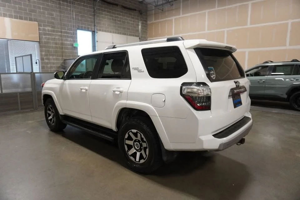 2017 Toyota 4Runner 5th Gen - Image 2 of 16