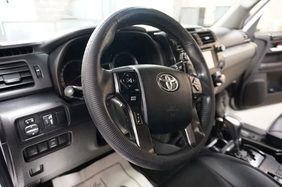 2017 Toyota 4Runner 5th Gen - Image 10 of 16