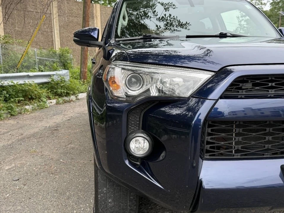 2017 Toyota 4Runner 5th Gen - Image 9 of 20