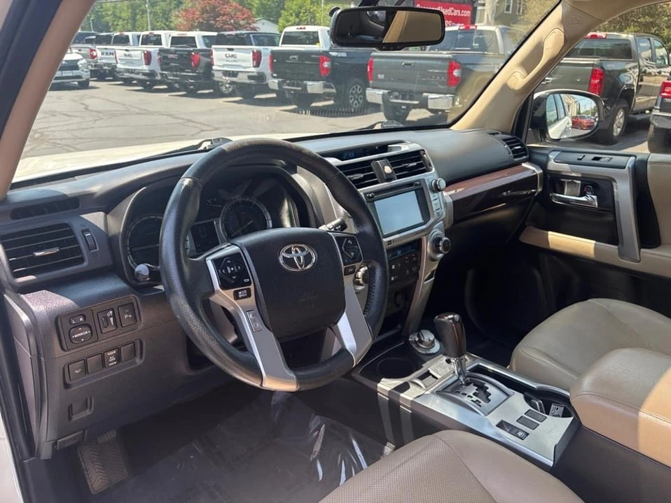 2017 Toyota 4Runner 5th Gen - Image 10 of 20