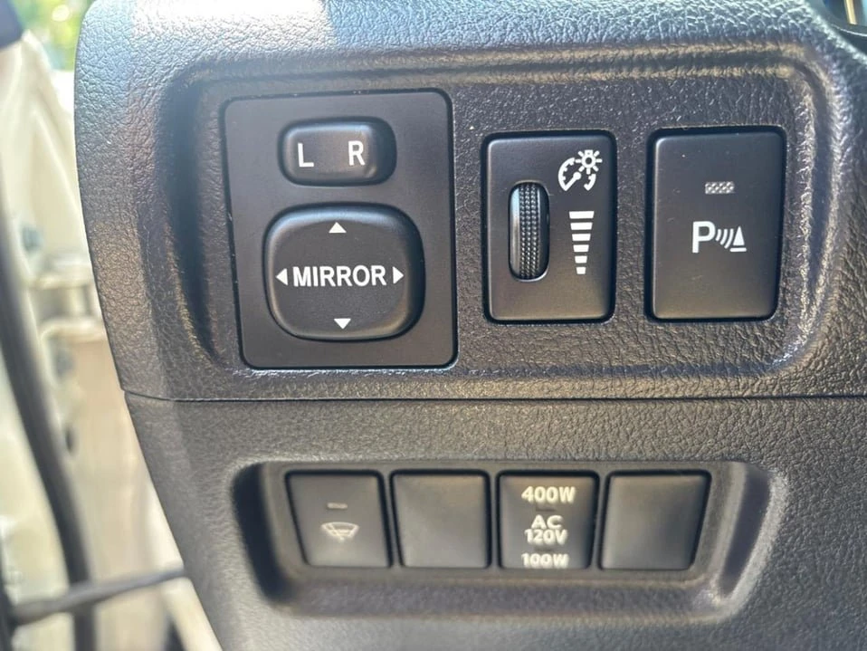 2017 Toyota 4Runner 5th Gen - Image 17 of 20