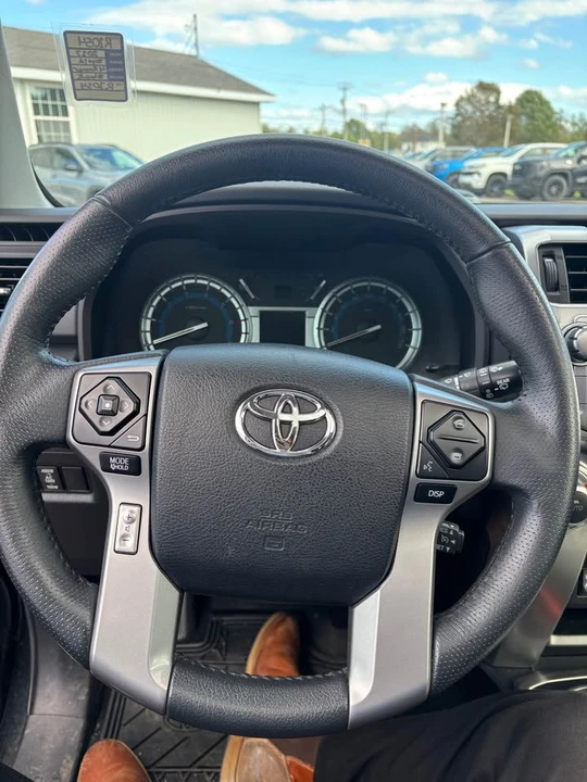 2017 Toyota 4Runner 5th Gen - Image 13 of 18