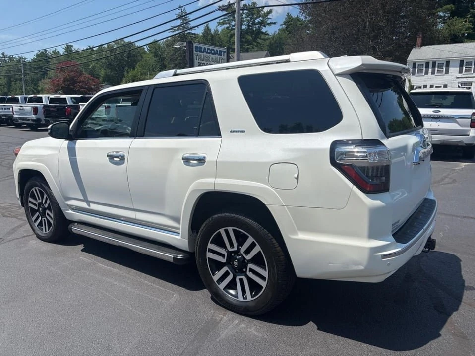 2017 Toyota 4Runner 5th Gen - Image 3 of 20
