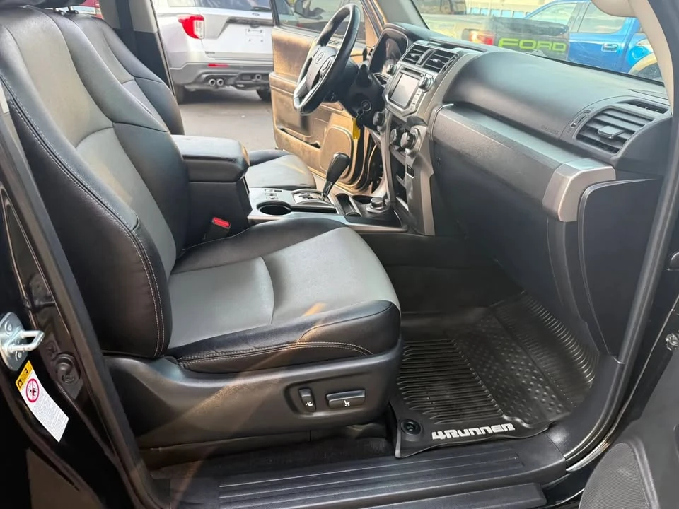 2017 Toyota 4Runner 5th Gen - Image 11 of 18