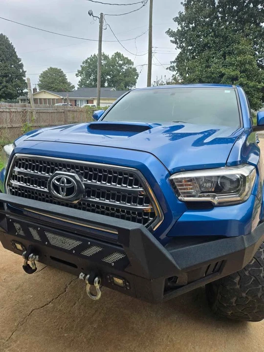 2017 Toyota 4Runner 5th Gen - Image 2 of 10
