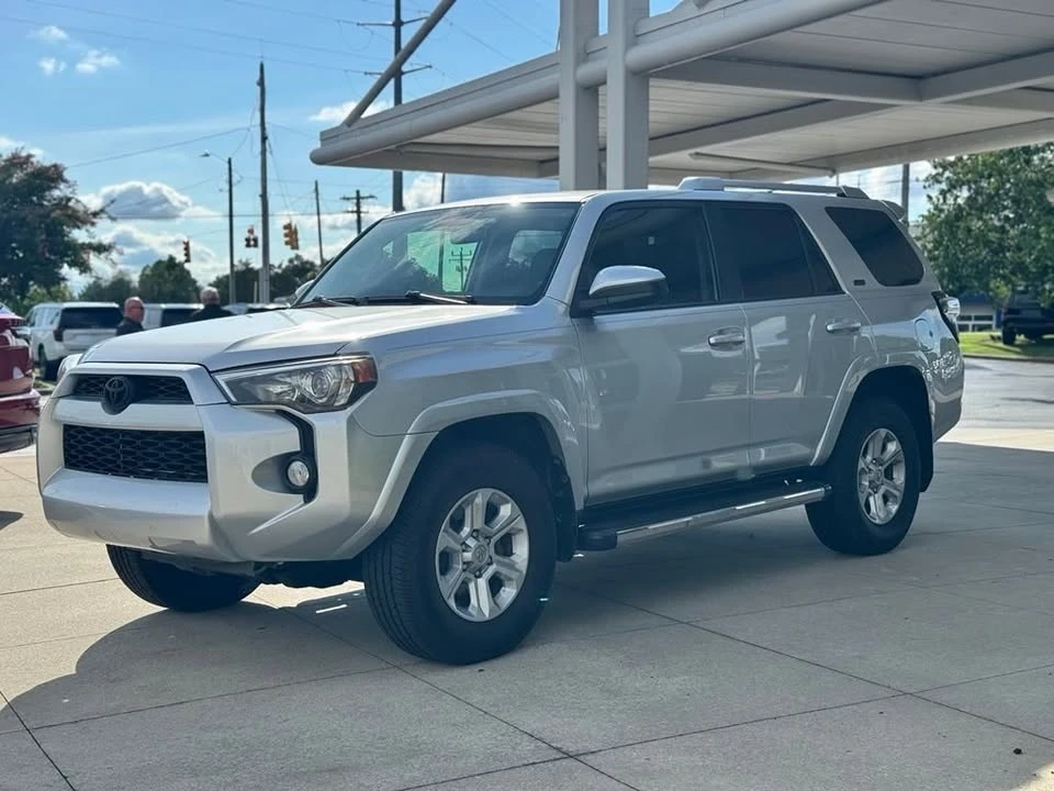 2017 Toyota 4Runner 5th Gen - Image 4 of 10