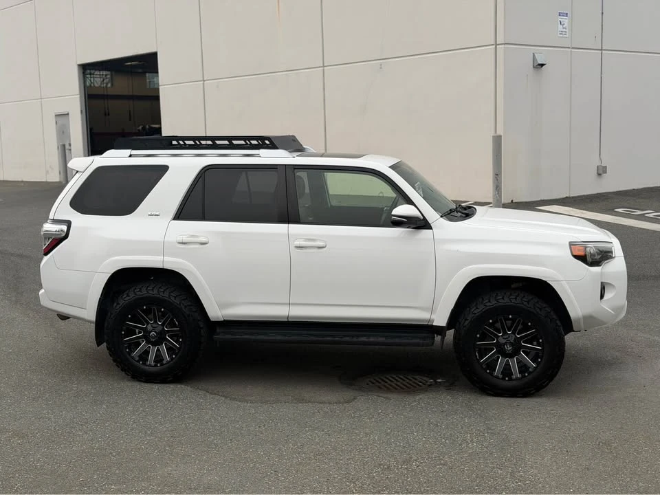 2017 Toyota 4Runner 5th Gen - Image 2 of 7