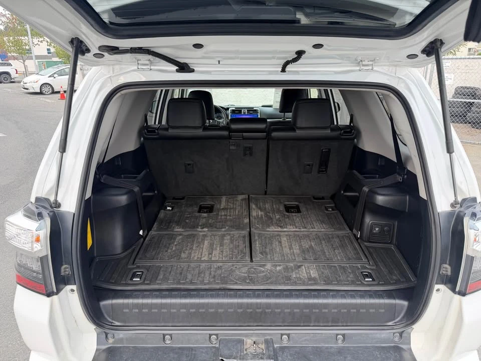2017 Toyota 4Runner 5th Gen - Image 4 of 7