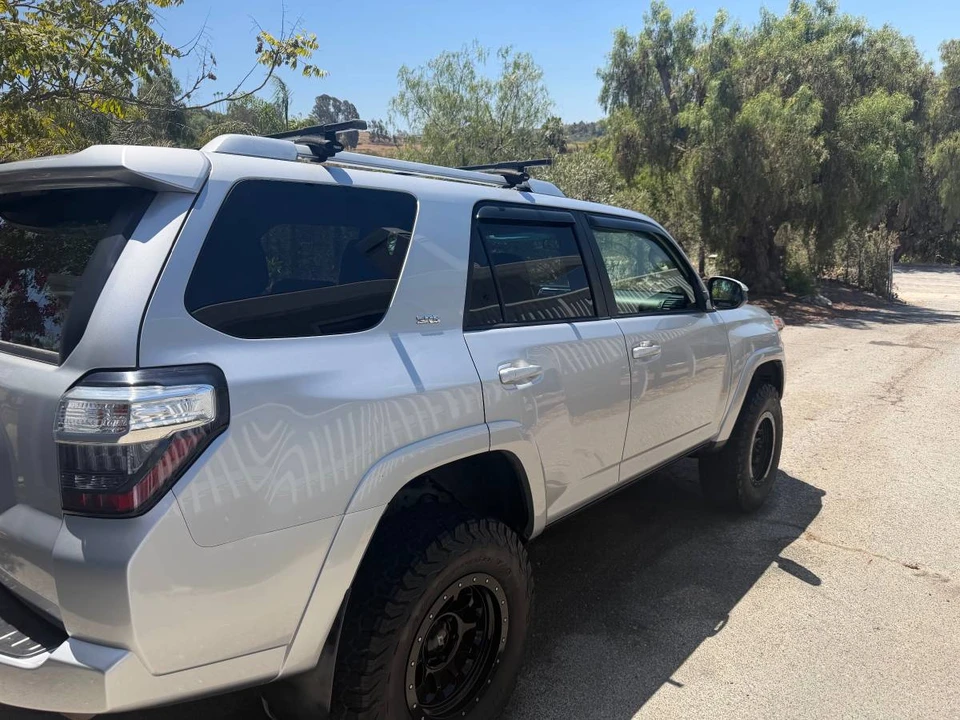 2017 Toyota 4Runner 5th Gen - Image 5 of 9