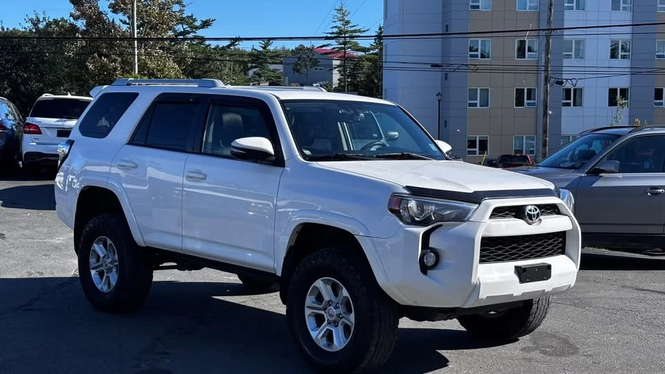2017 Toyota 4Runner 5th Gen - Image 2 of 20