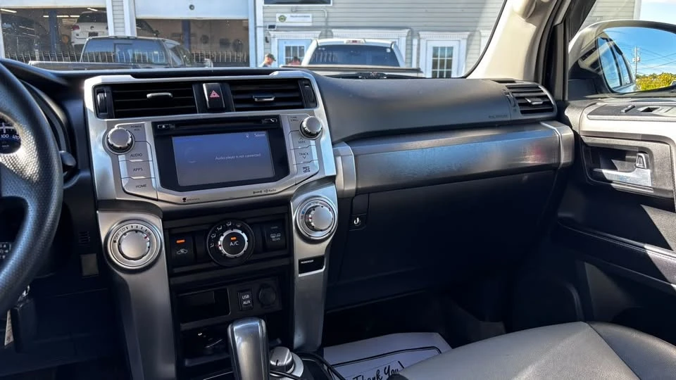 2017 Toyota 4Runner 5th Gen - Image 11 of 20