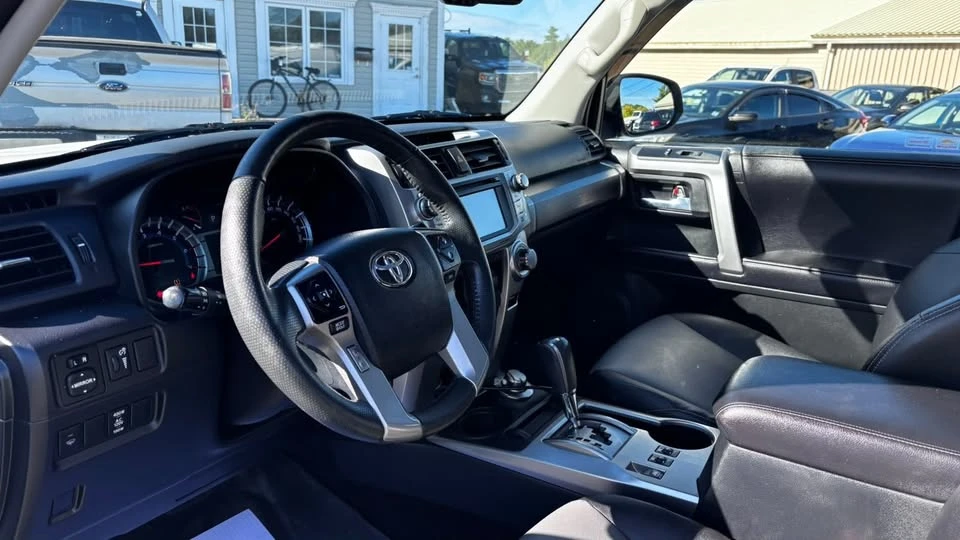 2017 Toyota 4Runner 5th Gen - Image 7 of 20