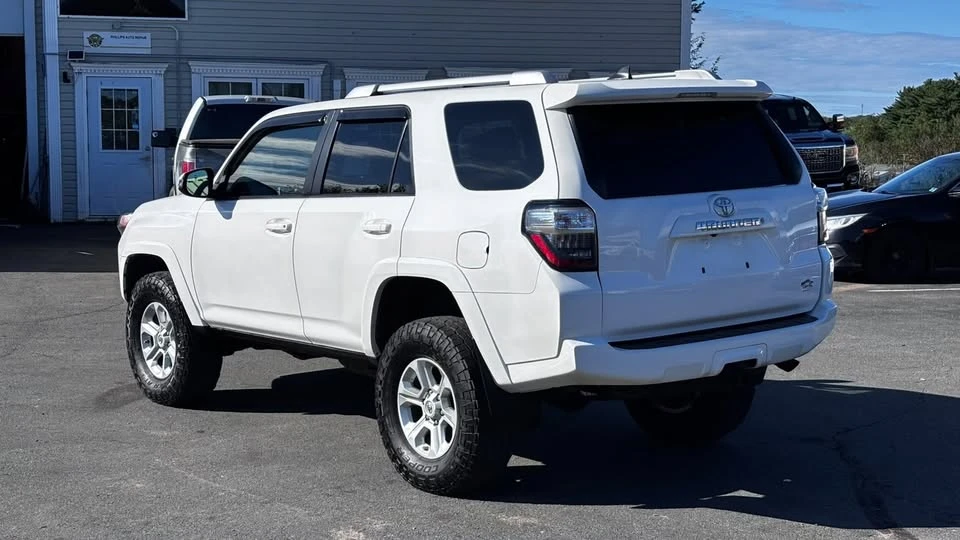 2017 Toyota 4Runner 5th Gen - Image 5 of 20