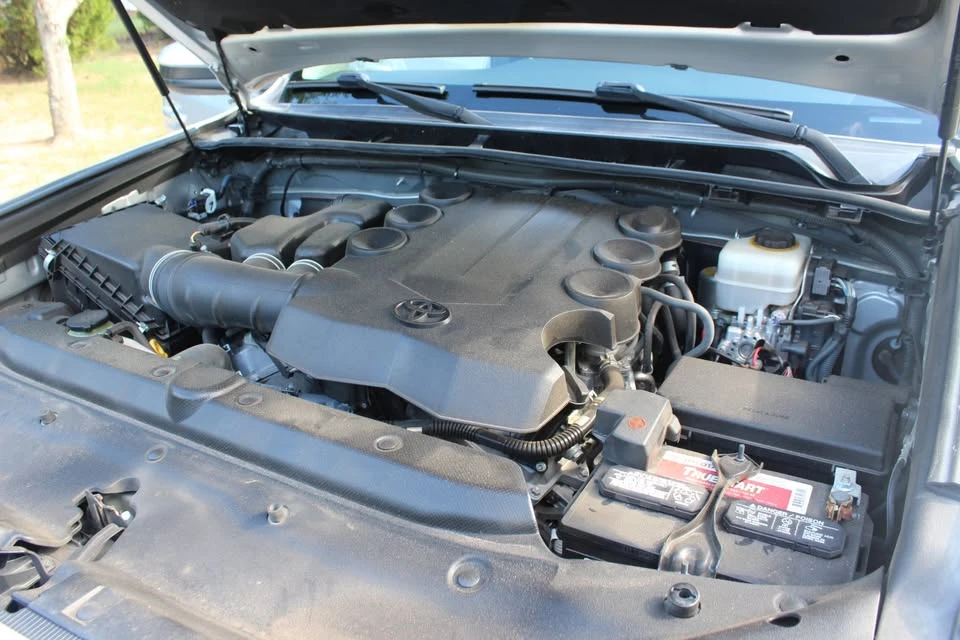 2017 Toyota 4Runner 5th Gen - Image 18 of 19