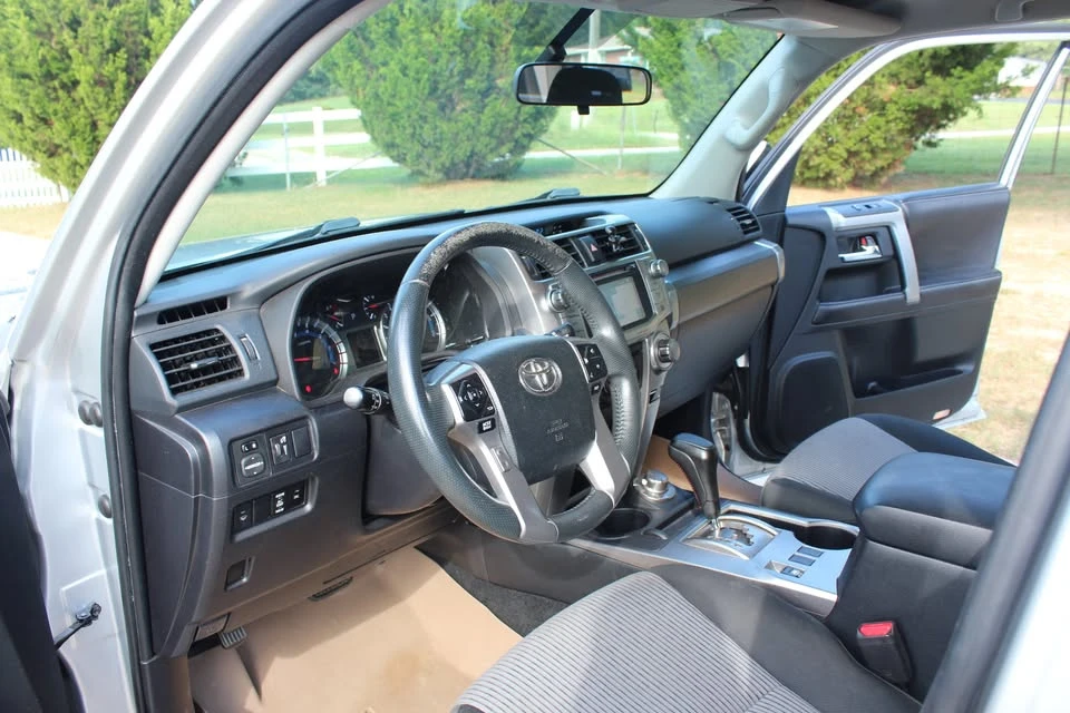 2017 Toyota 4Runner 5th Gen - Image 14 of 19
