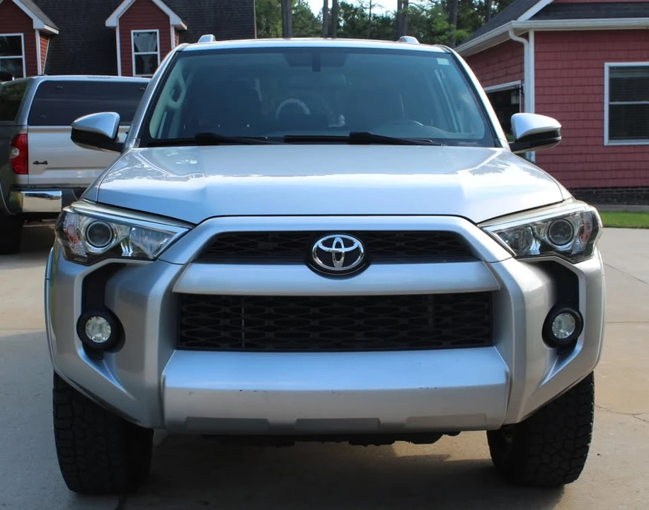 2017 Toyota 4Runner 5th Gen - Image 7 of 19