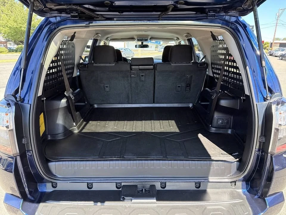 2017 Toyota 4Runner 5th Gen - Image 7 of 8