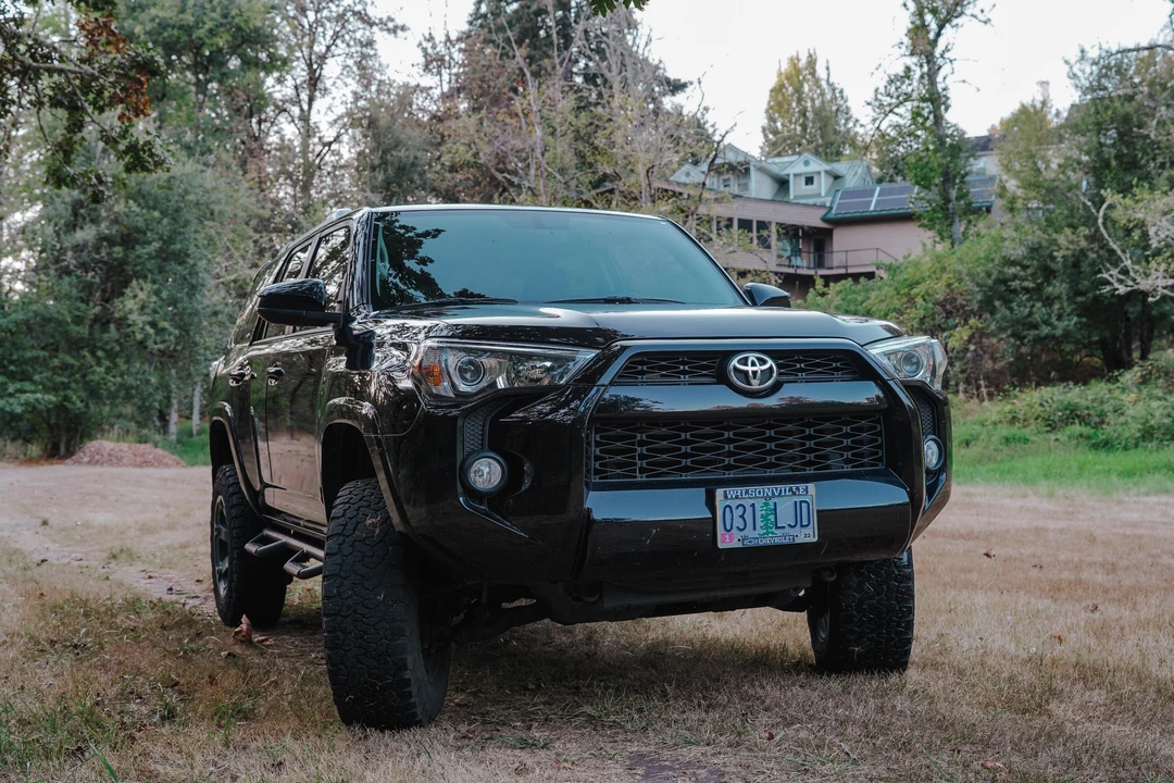 2017 Toyota 4Runner 5th Gen - Image 25 of 31