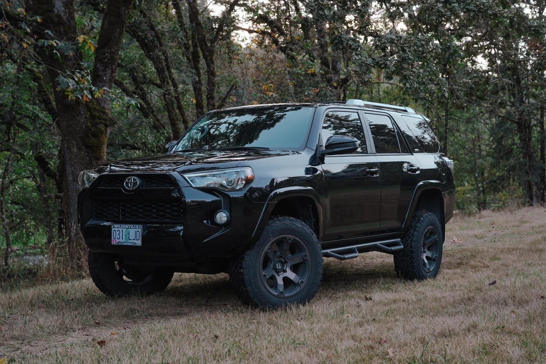2017 Toyota 4Runner 5th Gen - Image 13 of 31