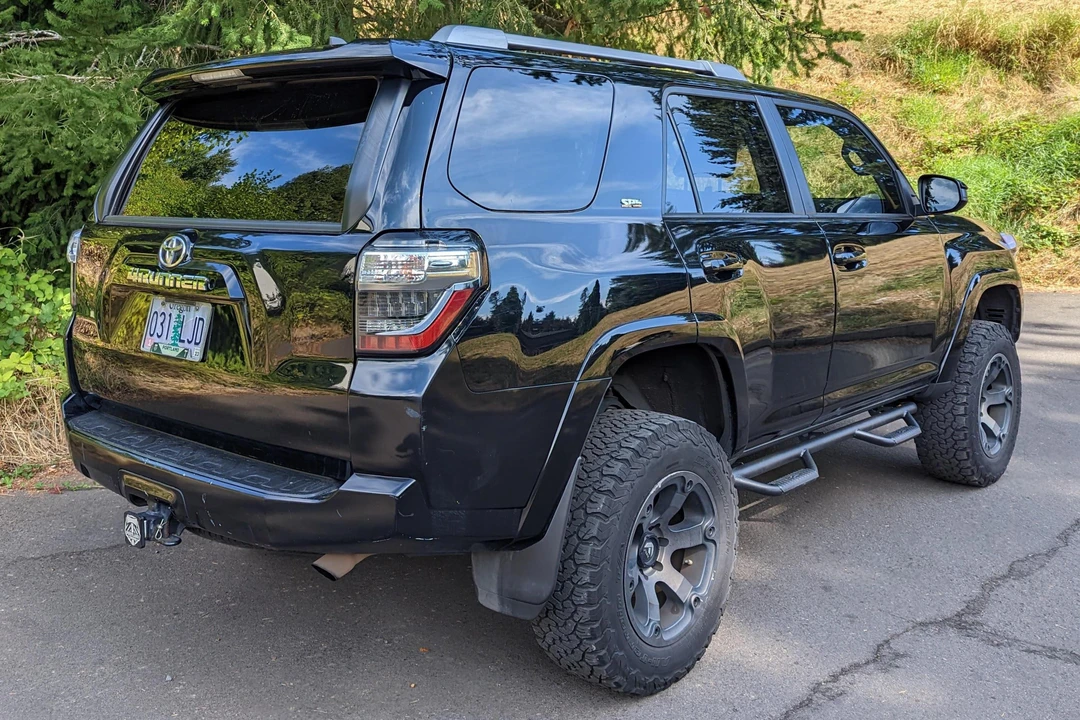 2017 Toyota 4Runner 5th Gen - Image 4 of 31