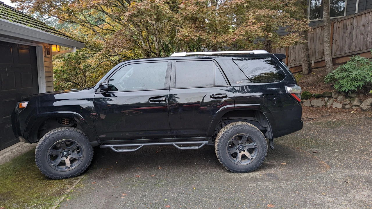2017 Toyota 4Runner 5th Gen - Image 15 of 31