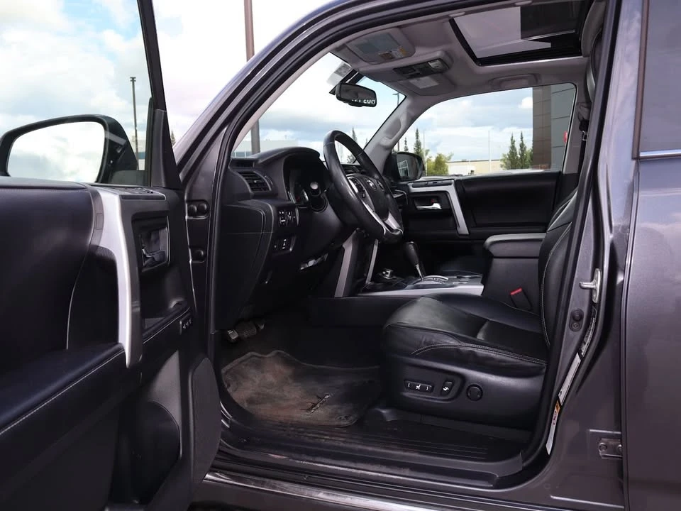 2017 Toyota 4Runner 5th Gen - Image 16 of 20