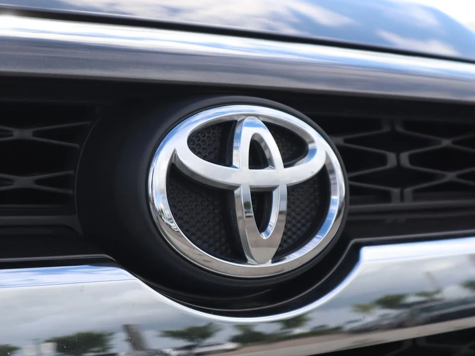 2017 Toyota 4Runner 5th Gen - Image 13 of 20