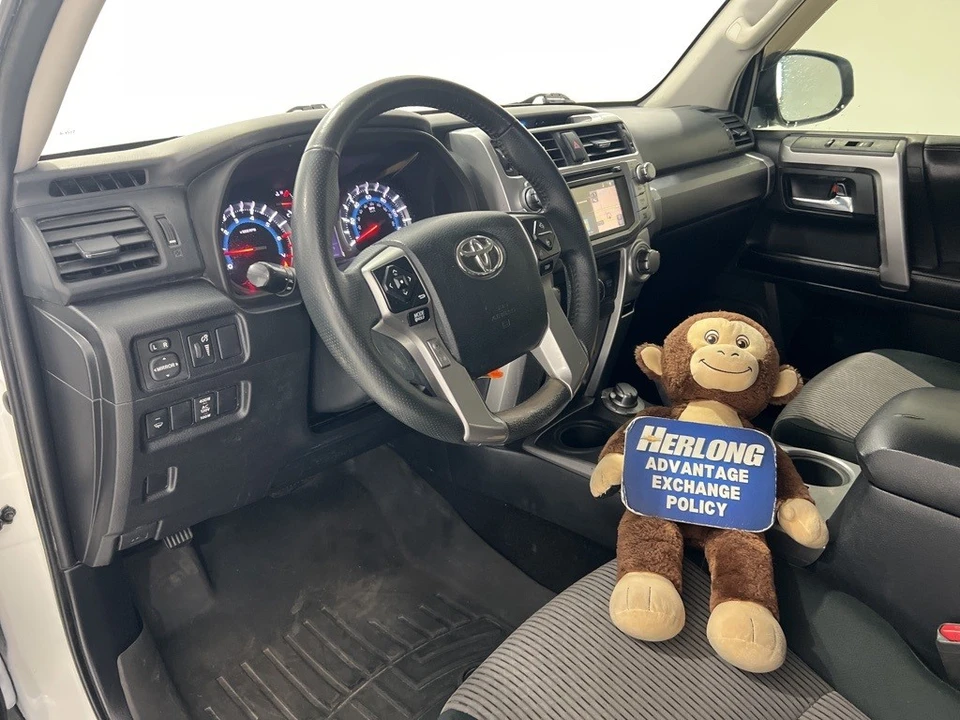 2017 Toyota 4Runner 5th Gen - Image 9 of 12