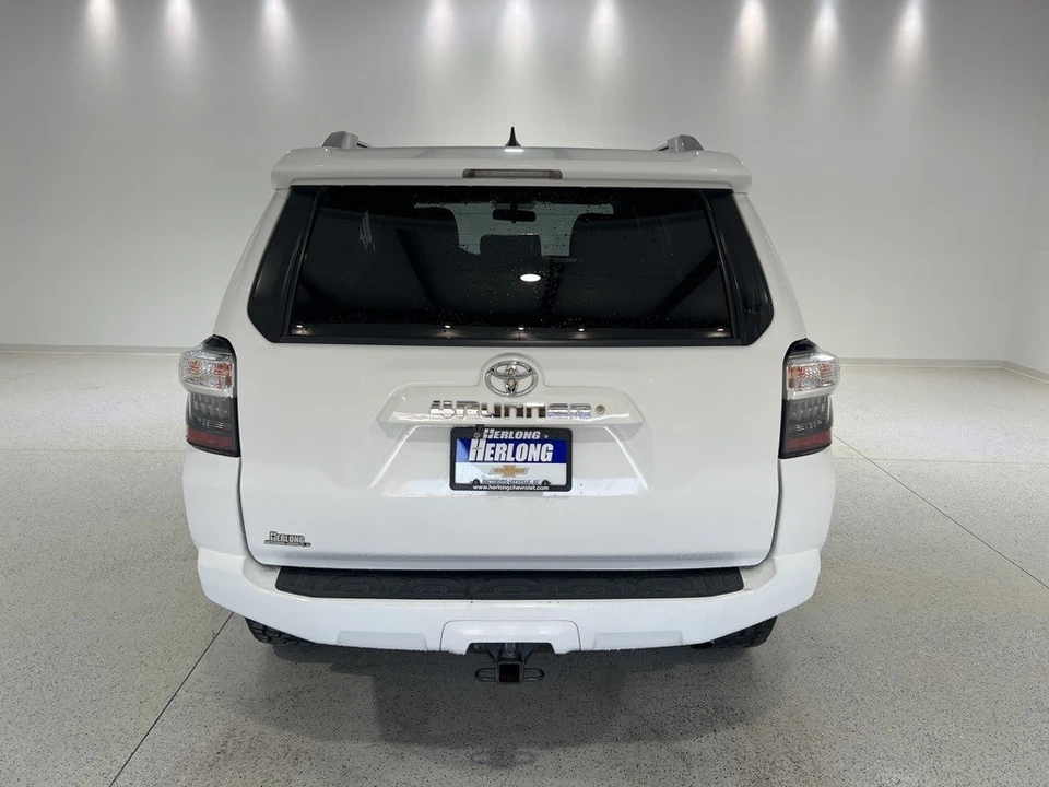 2017 Toyota 4Runner 5th Gen - Image 3 of 12