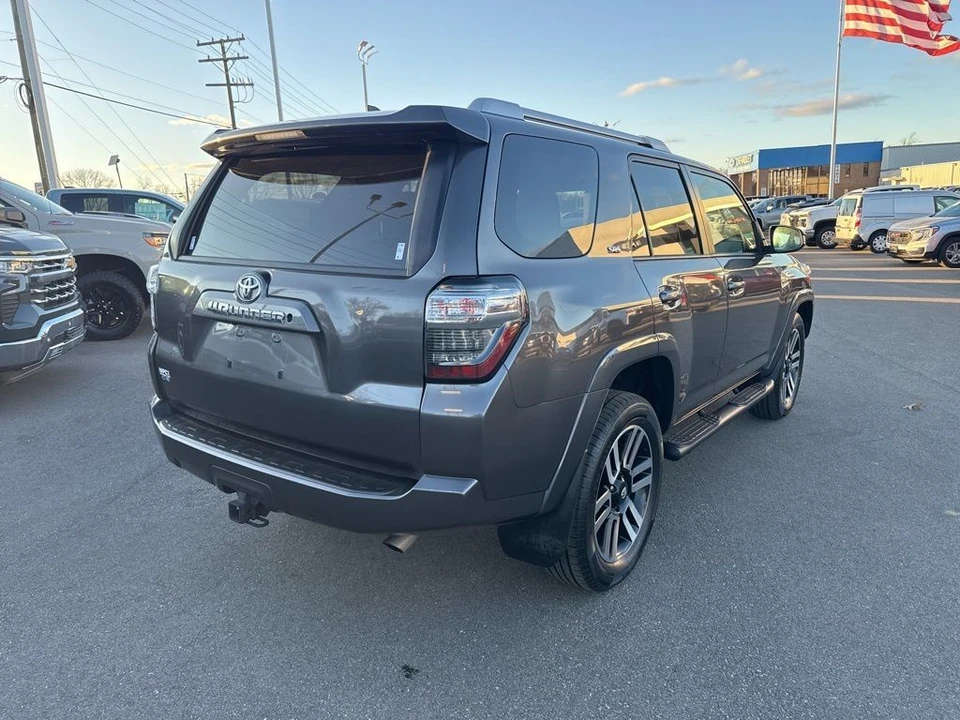 2017 Toyota 4Runner 5th Gen - Image 5 of 21