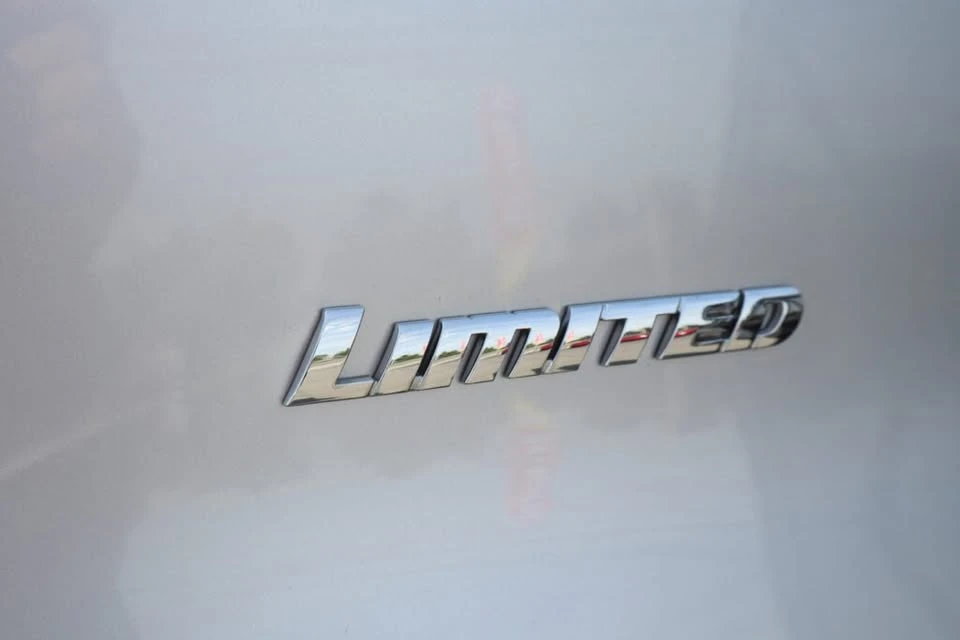 2017 Toyota 4Runner 5th Gen - Image 14 of 20