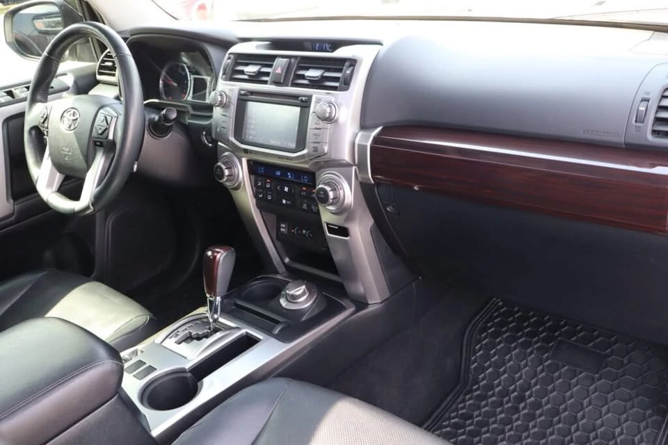 2017 Toyota 4Runner 5th Gen - Image 8 of 20