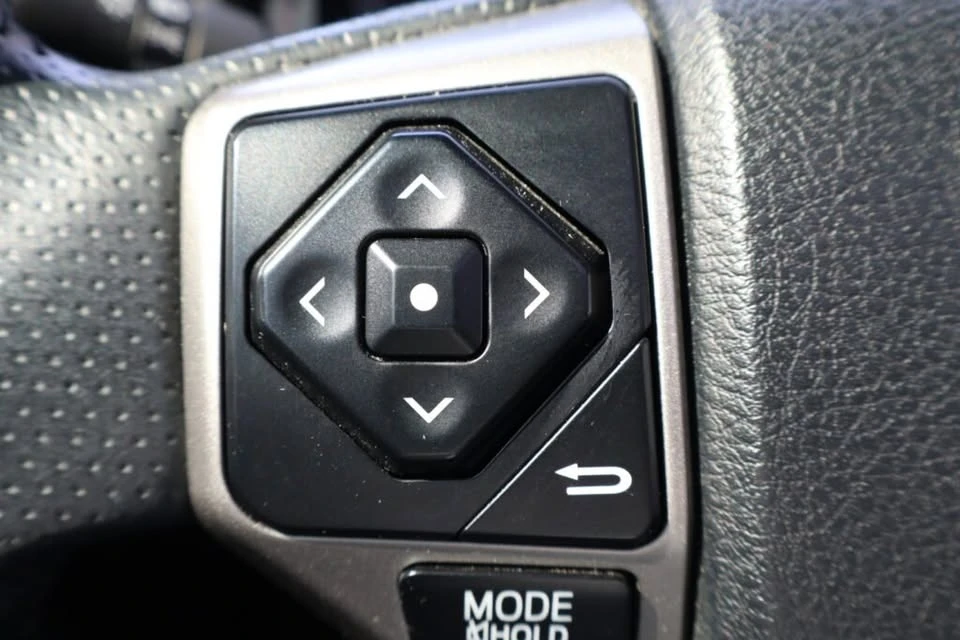 2017 Toyota 4Runner 5th Gen - Image 16 of 20