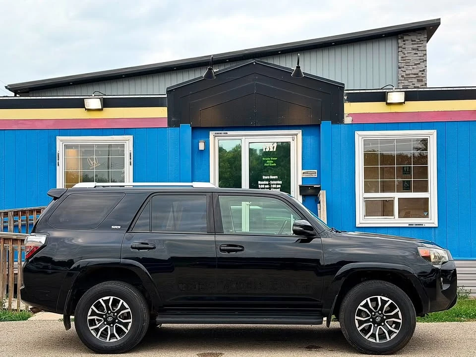 2017 Toyota 4Runner 5th Gen - Image 7 of 20