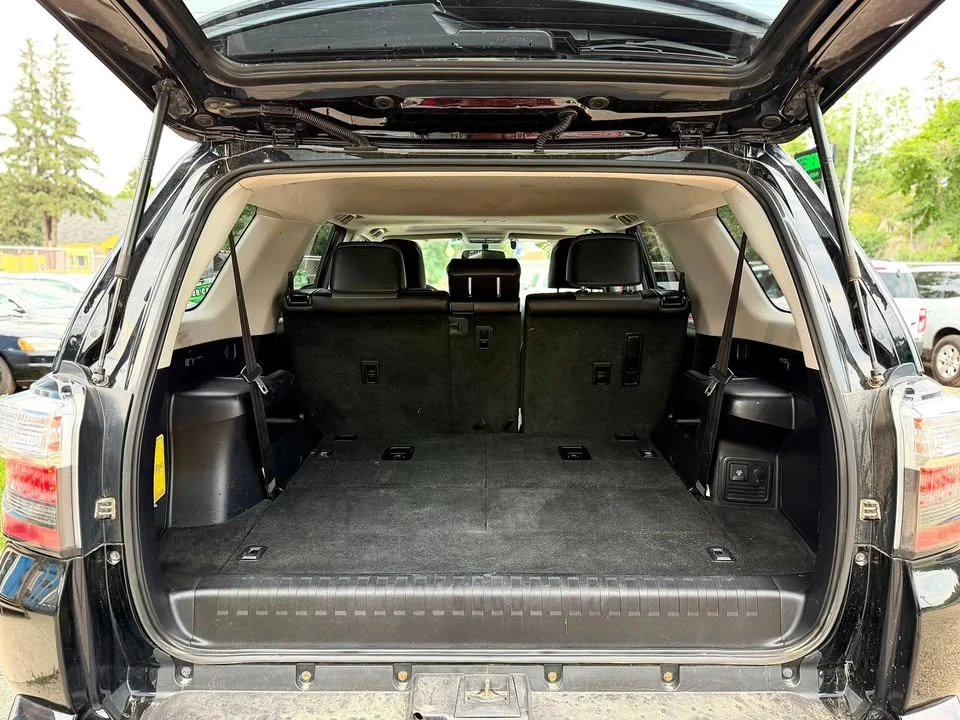 2017 Toyota 4Runner 5th Gen - Image 11 of 20
